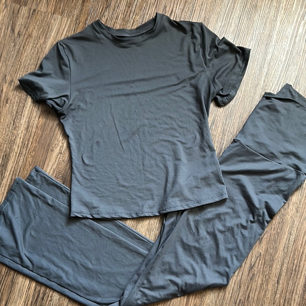 Gray T-Shirt and Pants Set